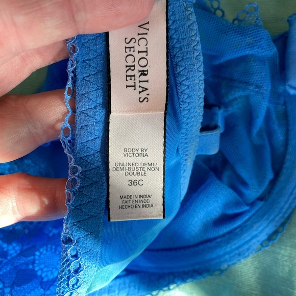 Victoria's Secret Other - Victoria's Secret Unlined Demi